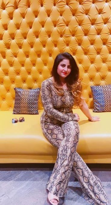  call girls service in Hebbal